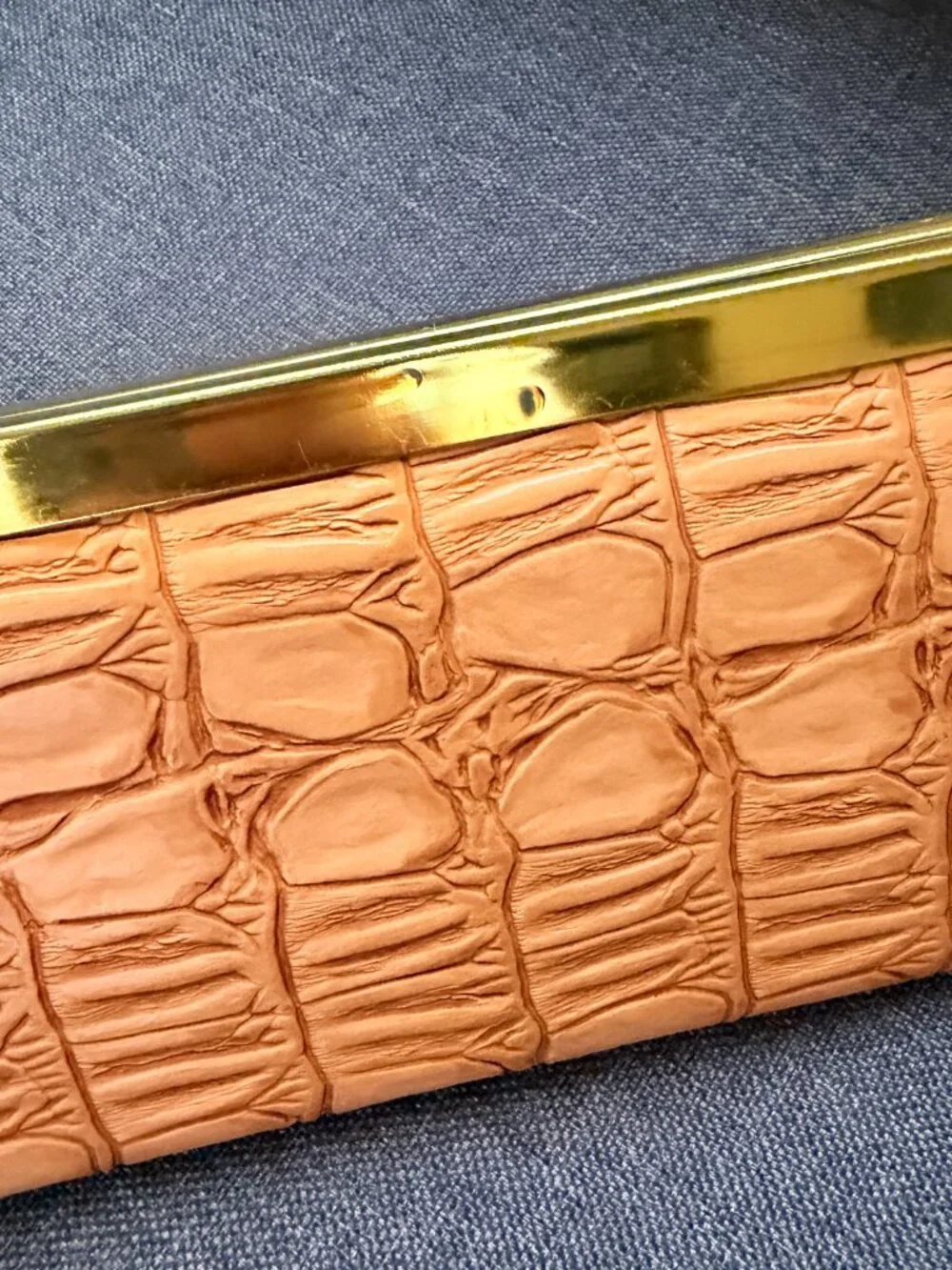 Faux Croc Print Kiss Lock Clutch